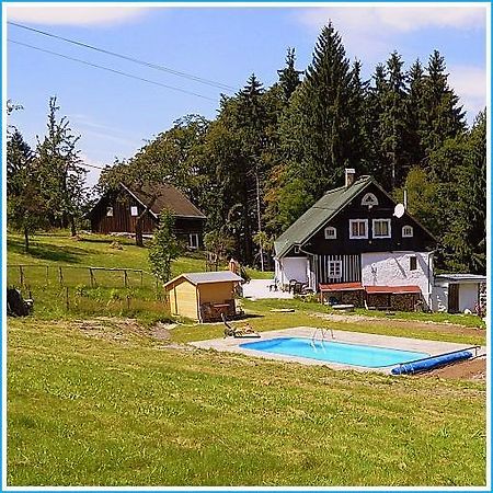 Na Slunecni Pohadkova Chaloupka Ve Sladke Dire Prichovice  Exterior photo
