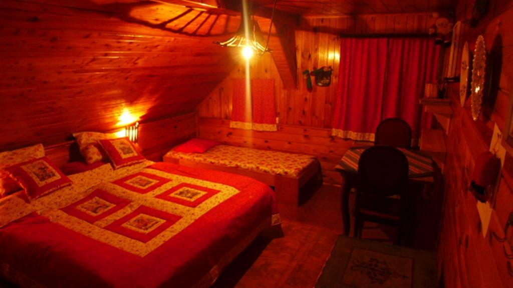 Na Slunecni Pohadkova Chaloupka Ve Sladke Dire Prichovice  Exterior photo